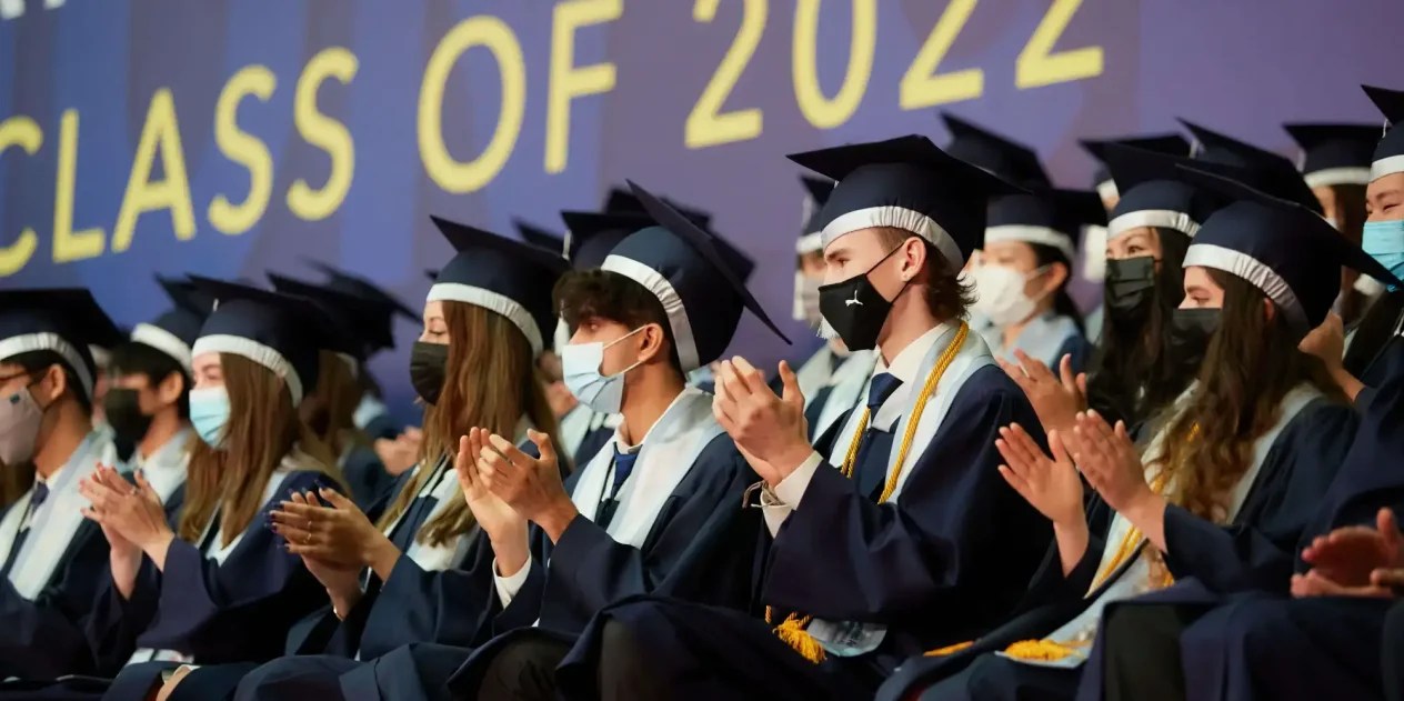 SAIS Graduates Class of 2022