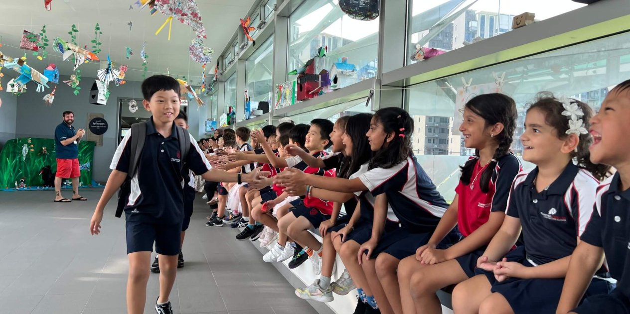 sais-grade5-clapoff1